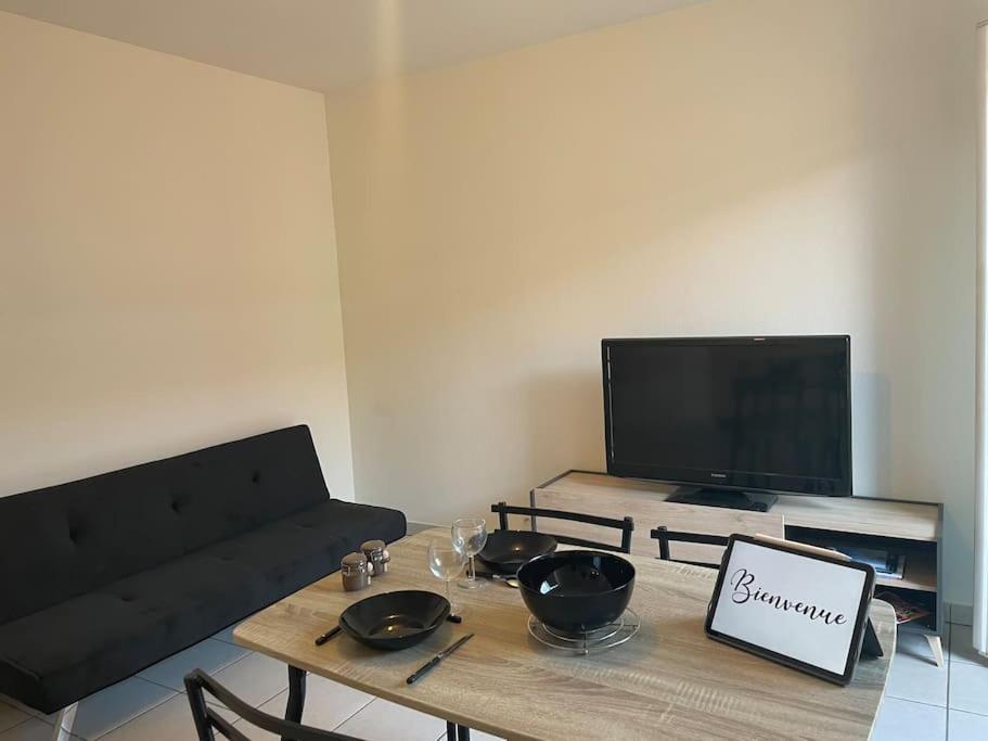 Appartement 2 Pieces Fréjus Esterno foto